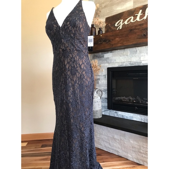 Betsy & Adam Evening Dress, 8 - Picture 5 of 10